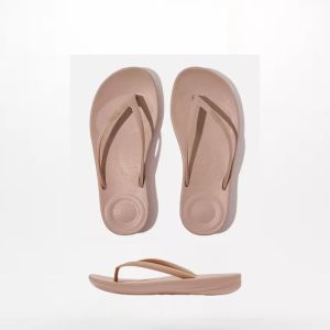 Iqushion Tongs Ergonomiques coloris beige